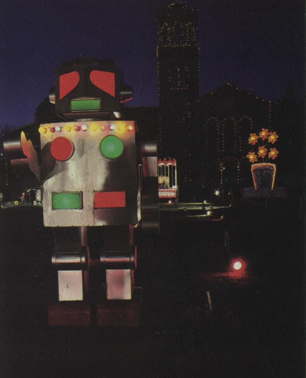 This robot is part of the elaborate concoction begun by the late L. T. and Lillian Burns. It is now operated by Midwestern State University in Wichita Falls.