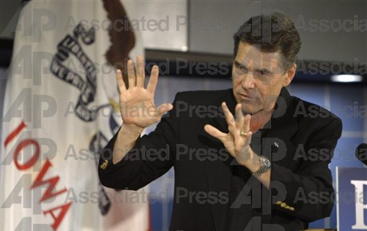 Perry Makes First Public Speech Since Leaving Presidential Race – Texas ...