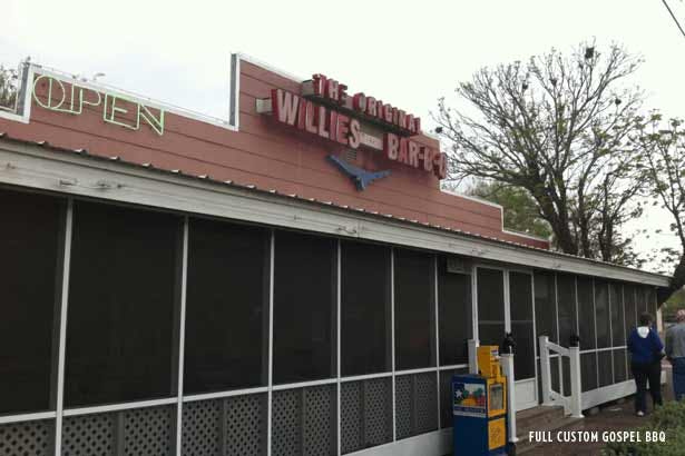 Texas Monthly top 50 BBQ: the Original Willie's Bar-B-Q. 