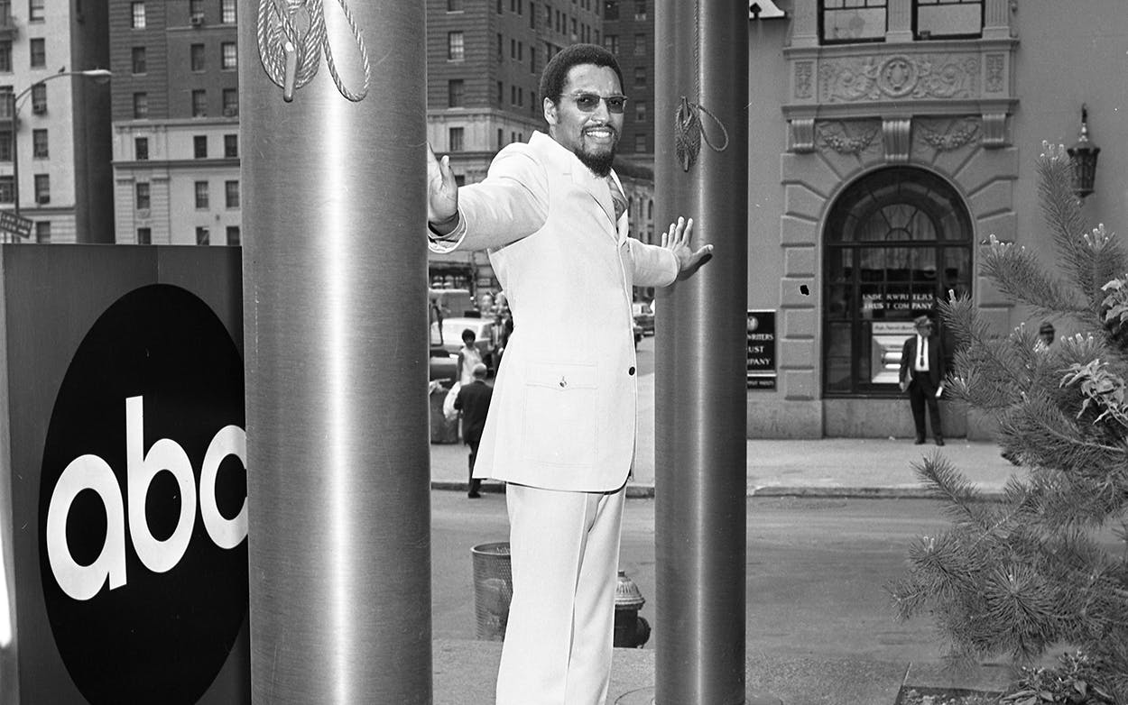 Record producer and DJ Tom Wilson outside ABC Studios, in New York, to promote his radio show “The Music Factory” on June 21, 1967.