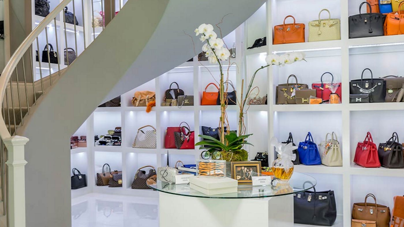 Socialite's Famous World's Largest Closet and its Woodlands