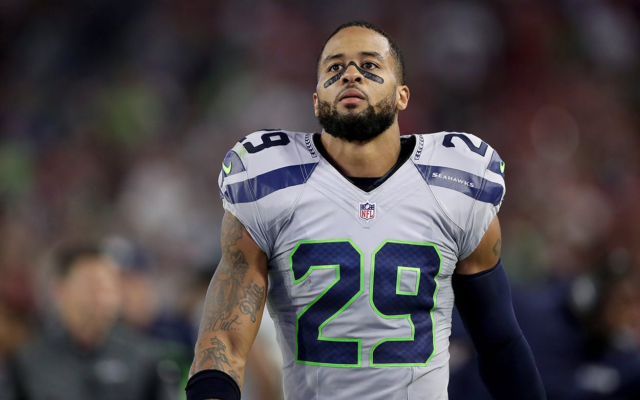 Free safety Earl Thomas #29 of the Seattle Seahawks on the sidelines during the NFL game against the Arizona Cardinals at the University of Phoenix Stadium on October 23, 2016 in Glendale, Arizona.