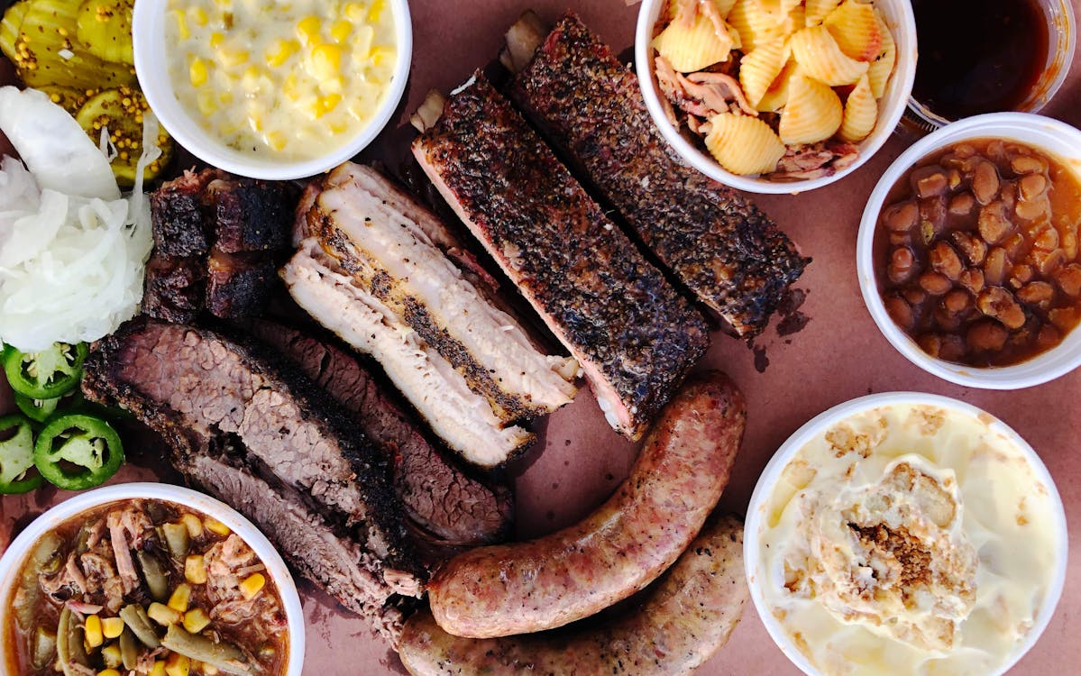 At Embers Barbecue, Green Chile Steals the Show – Texas Monthly