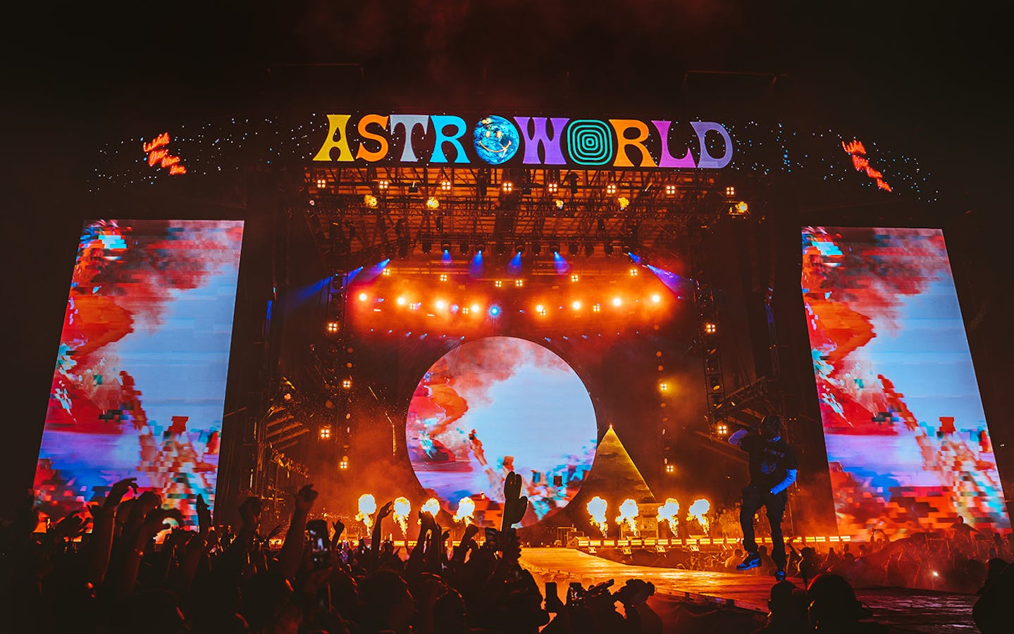Travis Scott May Manifest His 'Astroworld' Dreams Into an Actual Amusement  Park – Texas Monthly