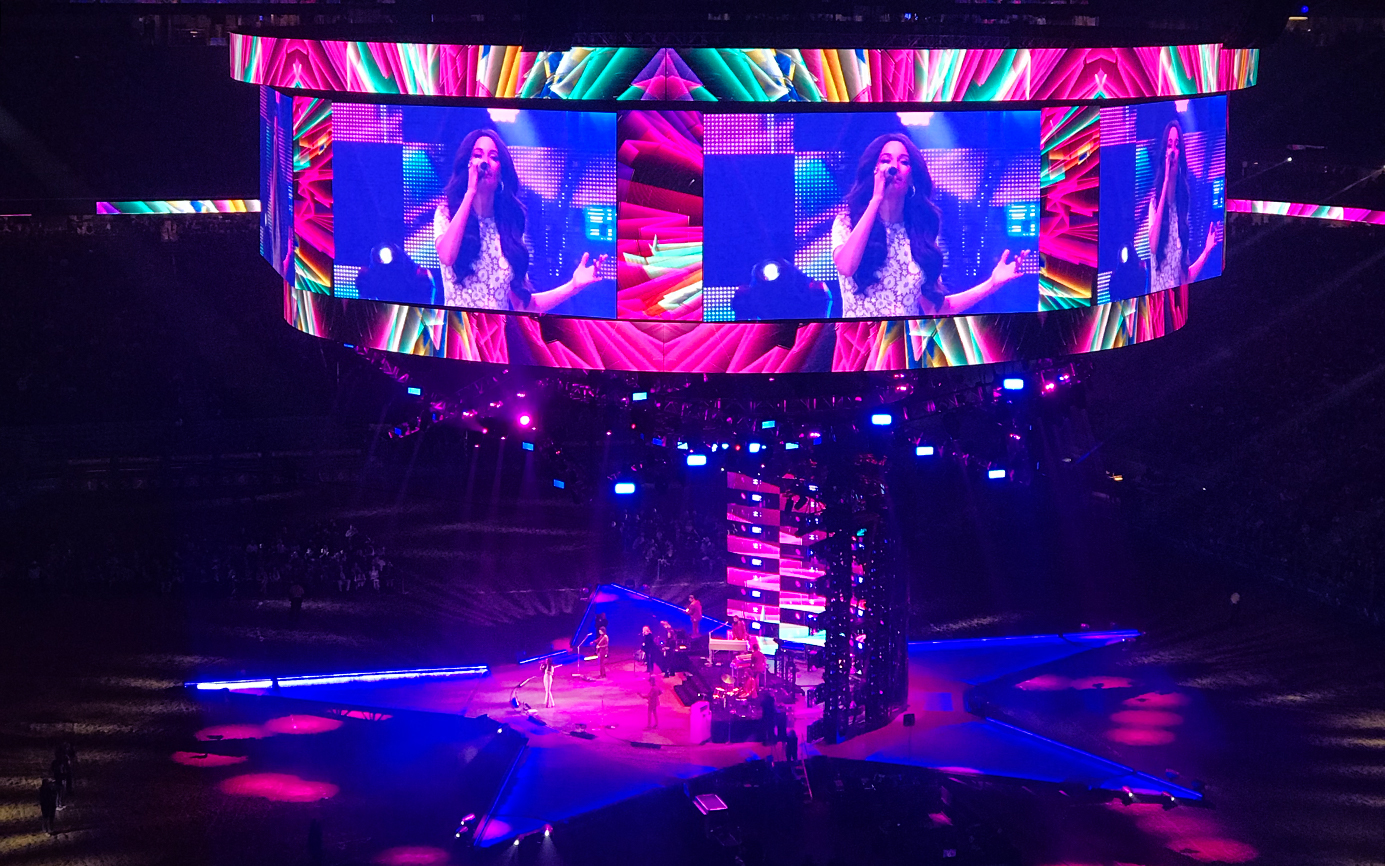 Kacey Musgraves Covering Selena at the Houston Rodeo Is an Iconic ...