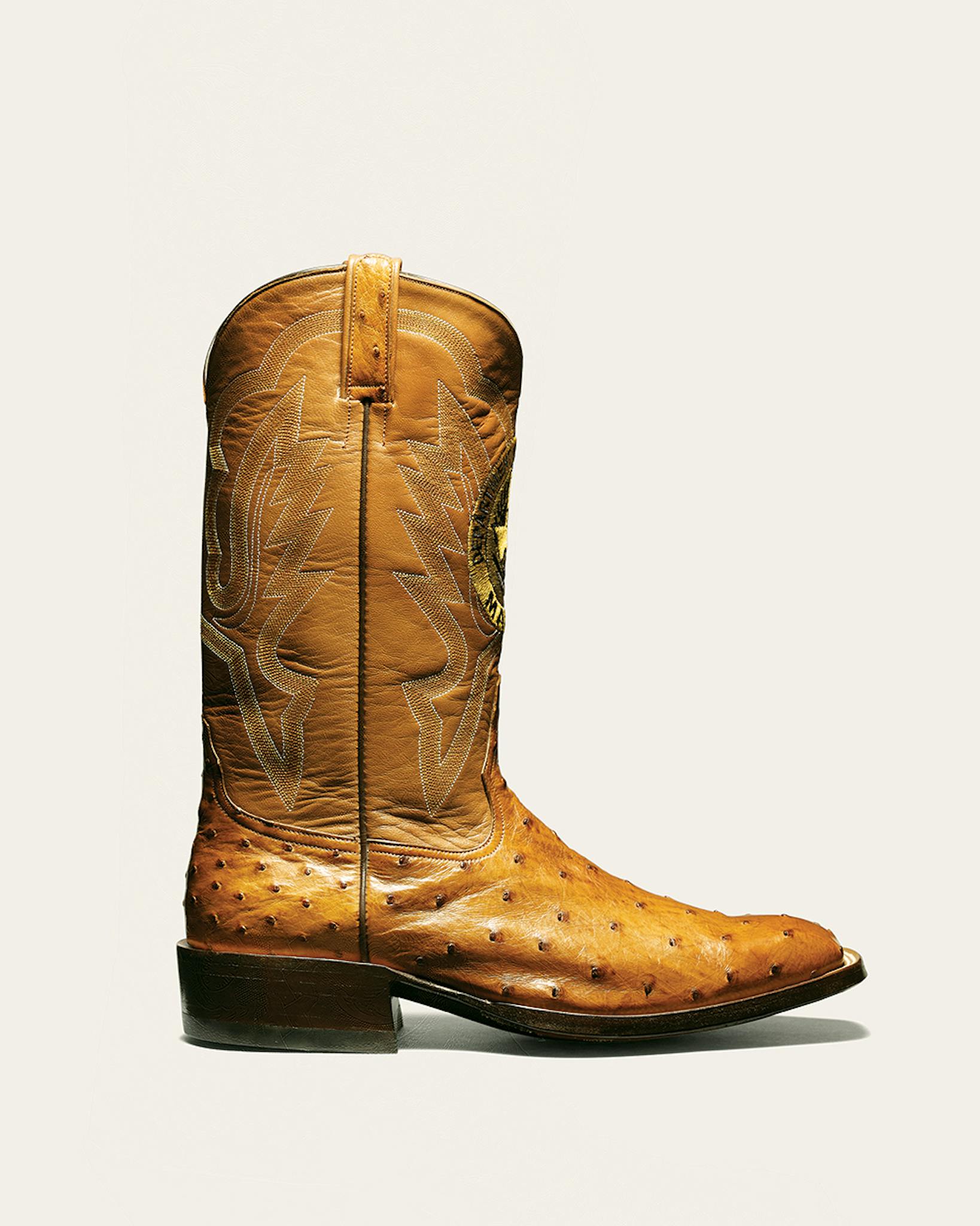 Light brown classic short cowboy boot.