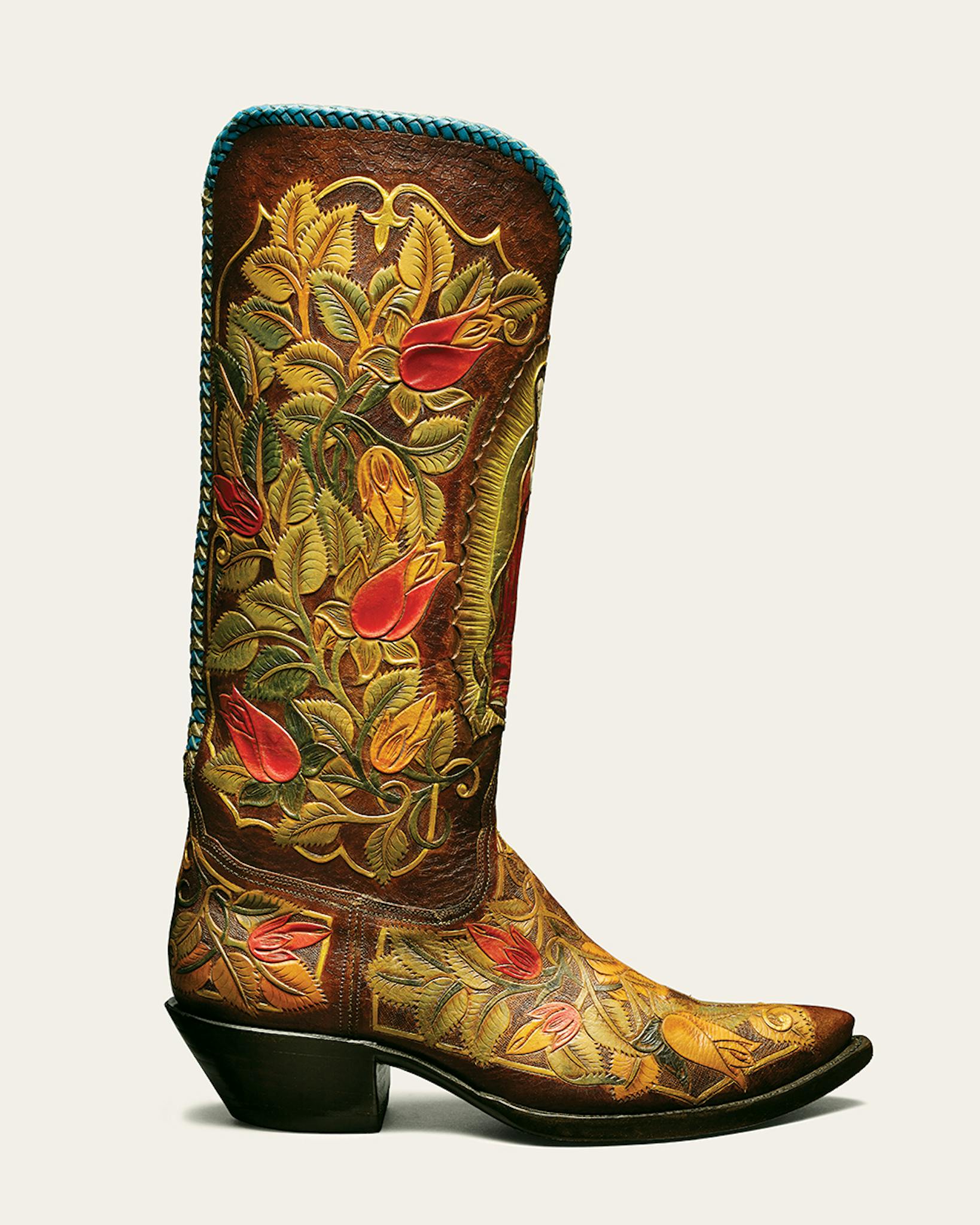 Tres Outlaws Boot Company boot with floral detailing.