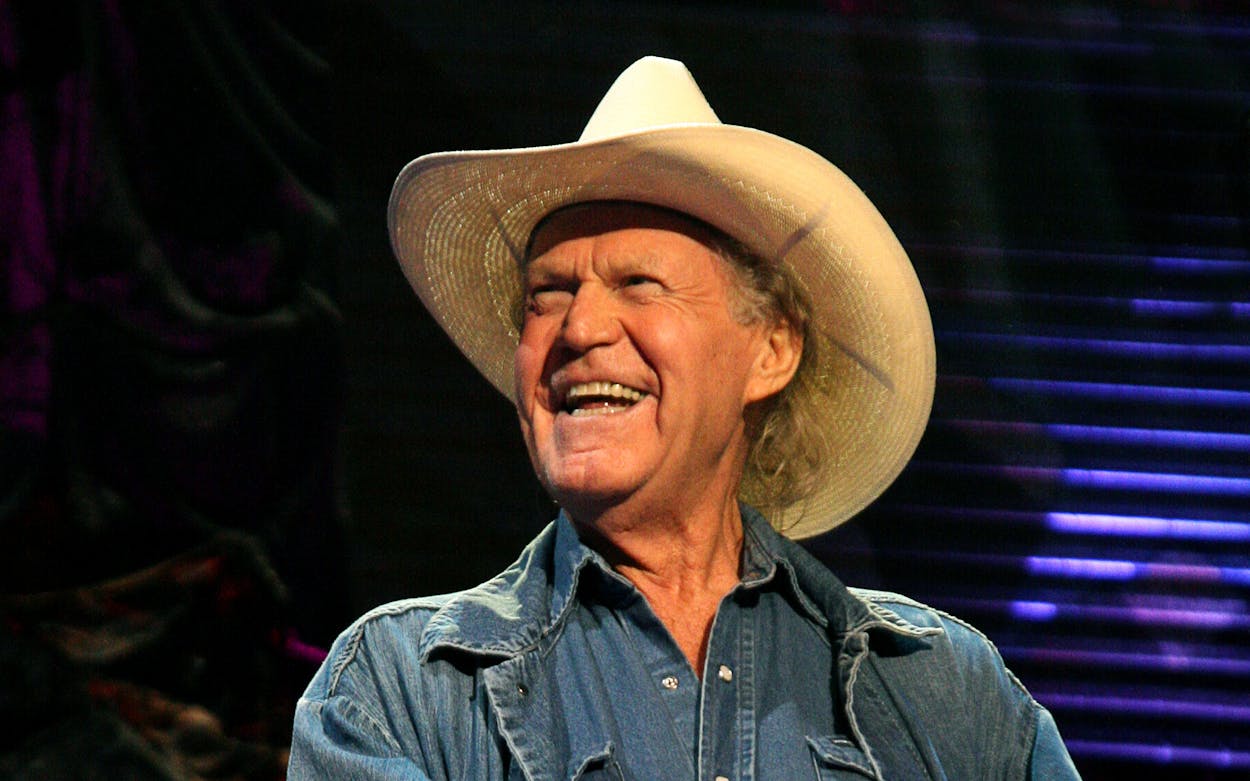 Billy Joe Shaver attends Farm Aid on October 4, 2009 in St Louis, Missouri.
