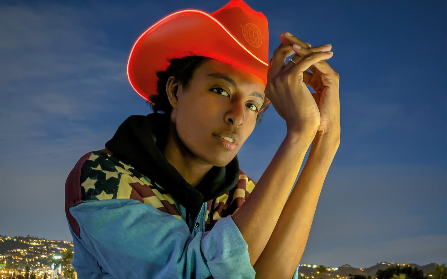 Meet the Businesswoman Behind Kacey Musgraves's Viral Light-Up Cowboy Hats  – Texas Monthly