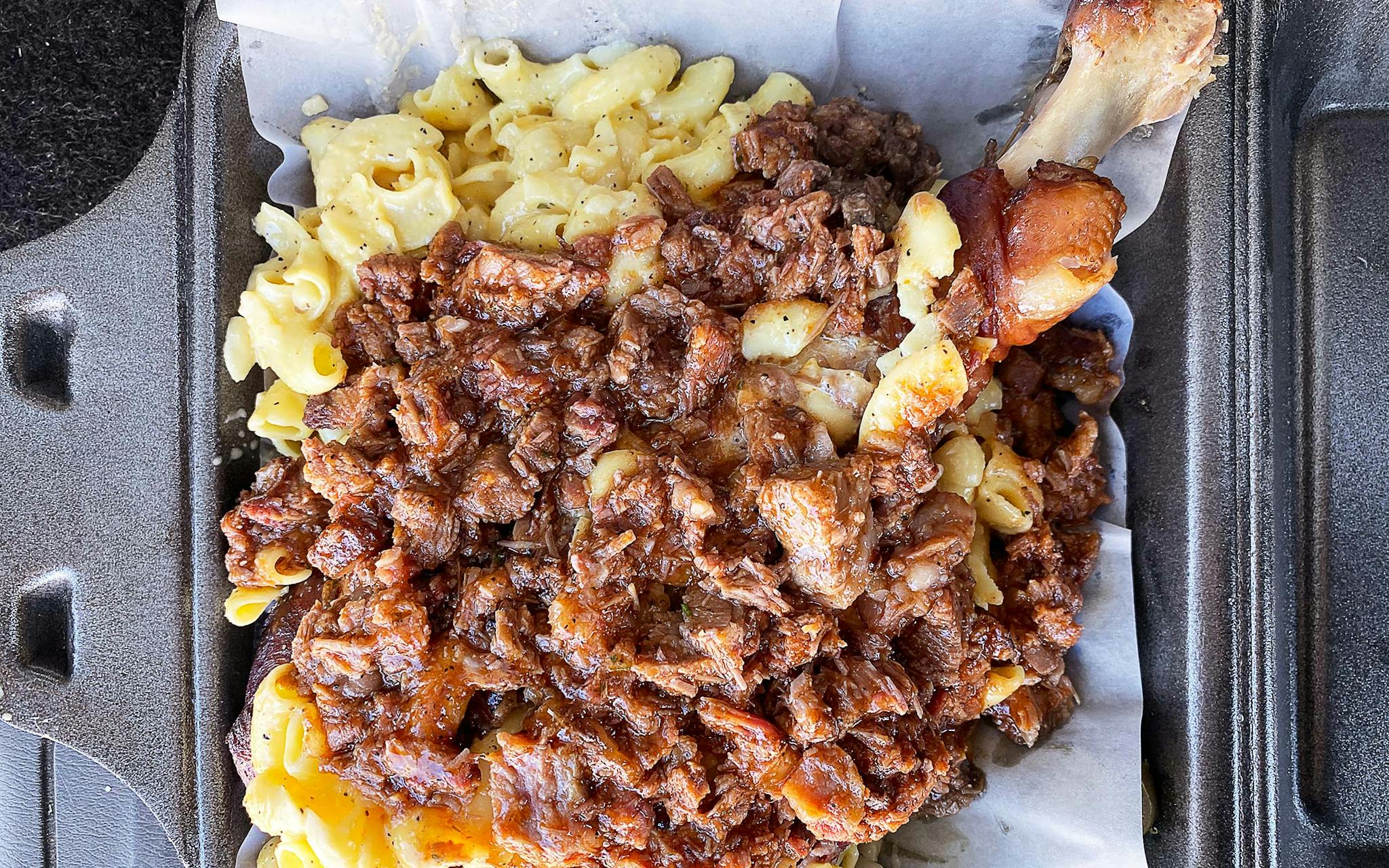 Turkey Legs Smothered In Mac And Cheese Are The Latest Greatest Texas Trend Texas Monthly