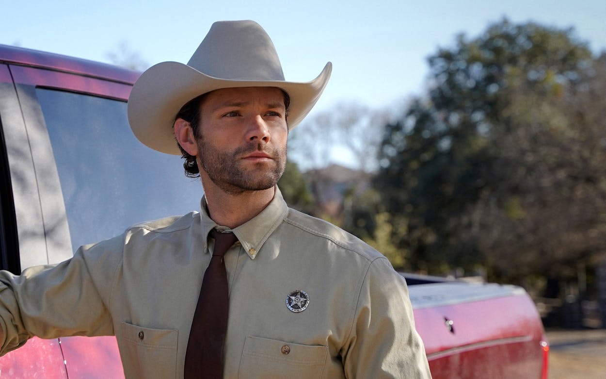 Walker, Texas Ranger 8 x 10 Photo Chuck Norris Black Cowboy Hat & Tan  Jacket w/Badge kn