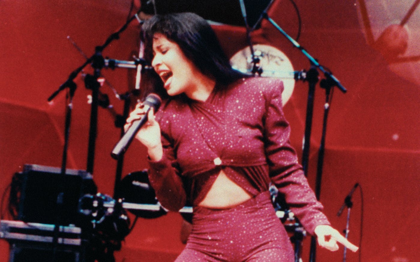 25 years ago Selena performed record-breaking rodeo concert at the Houston  Astrodome
