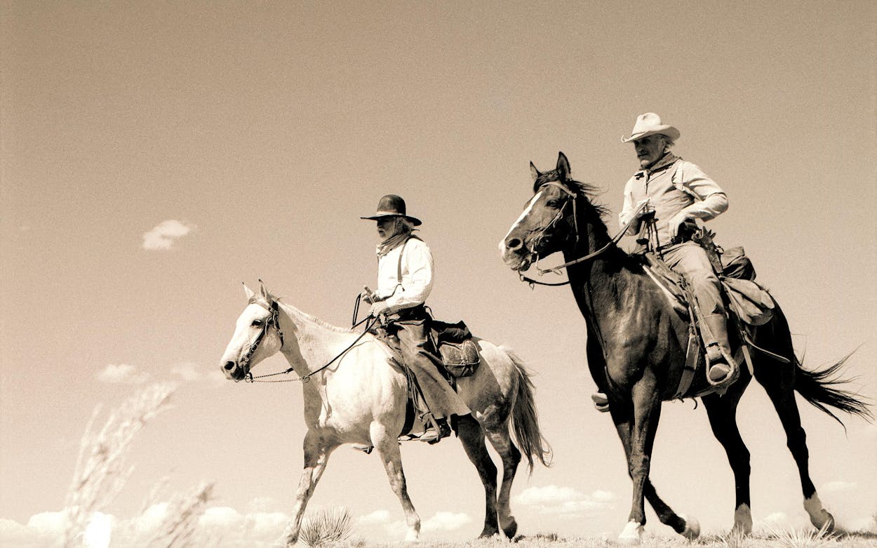 A never-before-seen photograph of Woodrow Call (Tommy Lee Jones) and Augustus McCrae (Robert Duvall) tracking horse thieves in what is supposed to be Montana (actually it’s New Mexico).