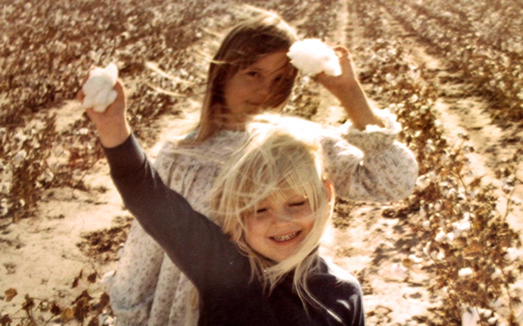 jenny lawson and sister in cotton field