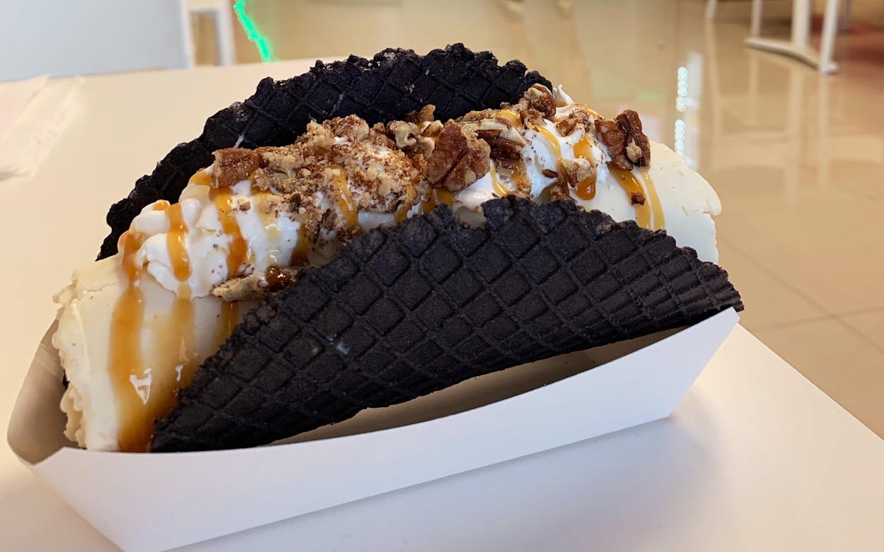 Chopchop Laredo-Style Rolled Ice Cream