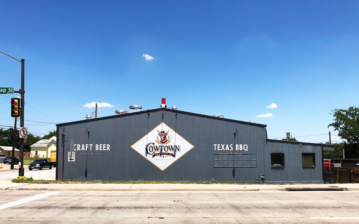 Cowtown Brewing Exterior