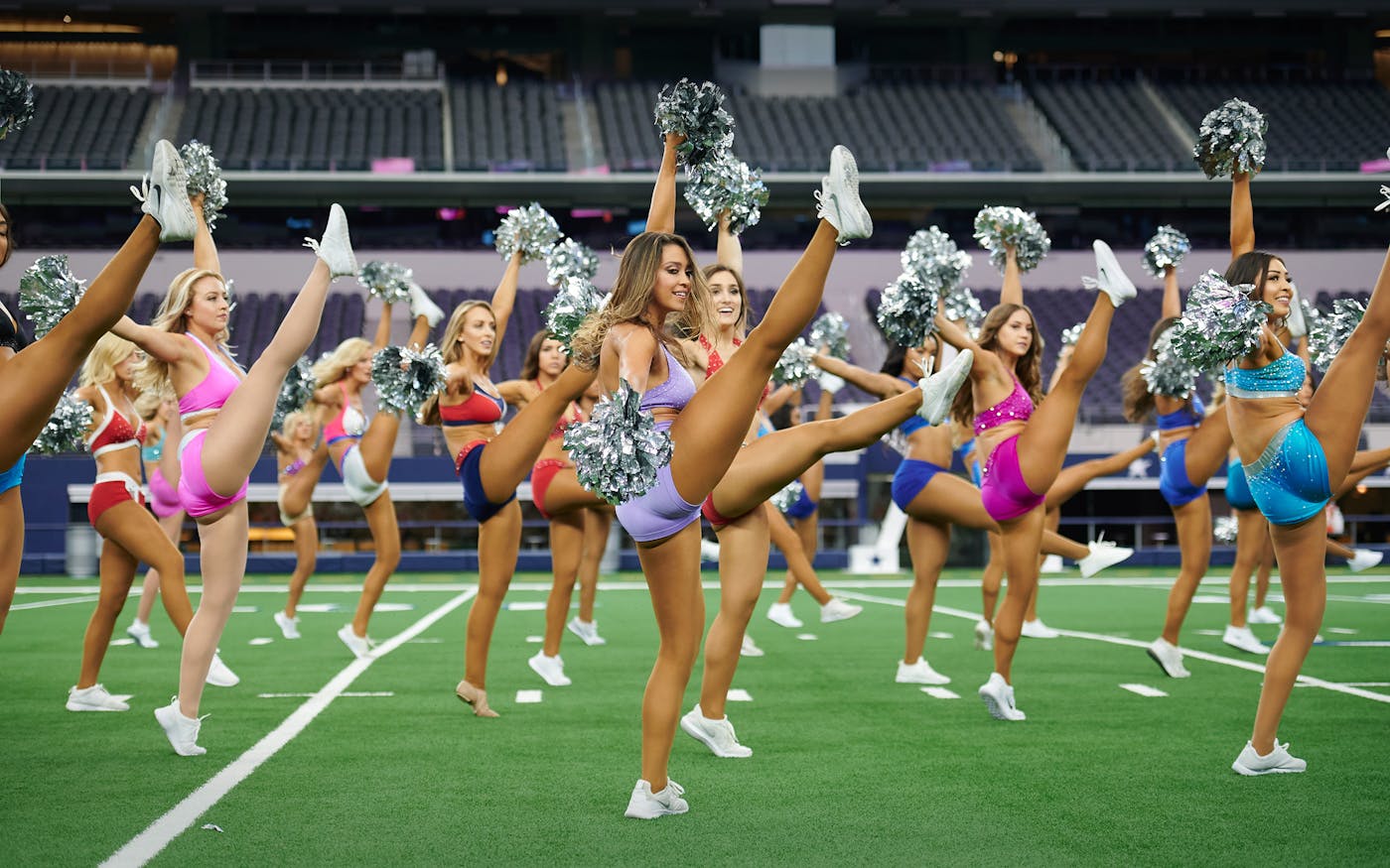 Watch Dallas Cowboys Cheerleaders: Making The Team Season 15 Episode 3:  Gettin' Real - Full show on Paramount Plus