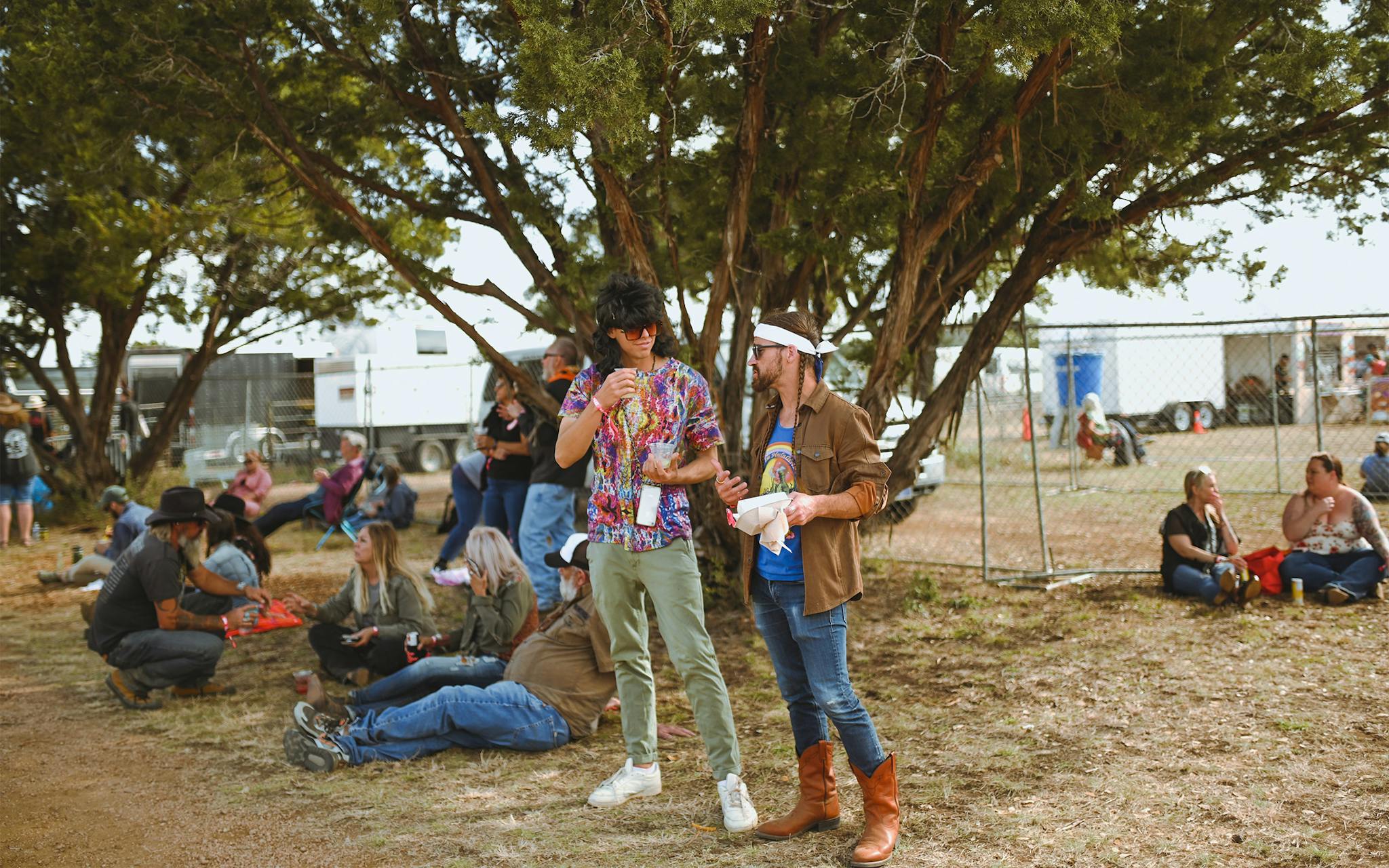 Several festivalgoers sported seventies- and Western-inspired looks, including one fan who drew inspiration from Nelson’s trademark braids.