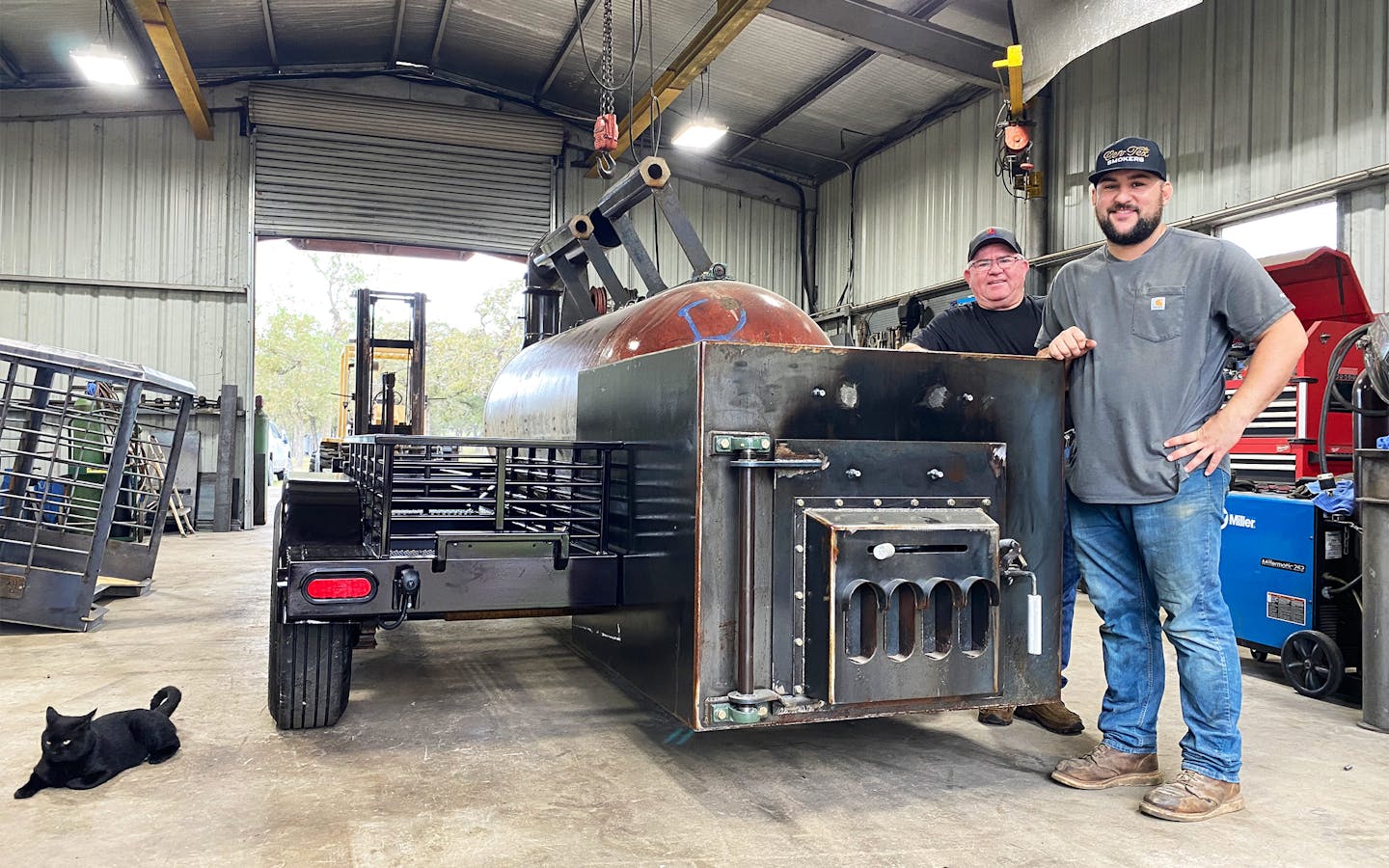This Central Texas Company Welds Smokers for Texas Pitmasters