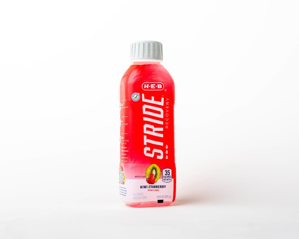 H-E-B product photo of Stride strawberry recovery drink.