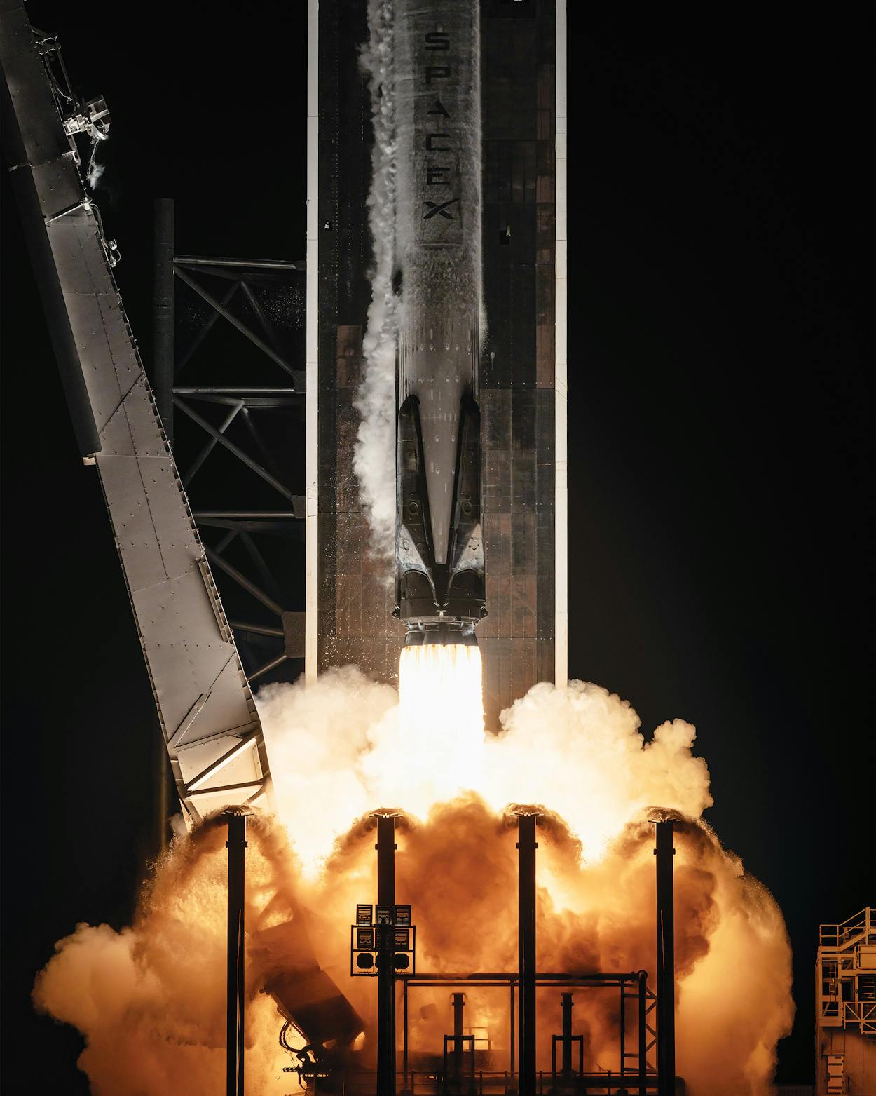 NASA-Space-travel-privatization-commercialization-rockets-Spacex