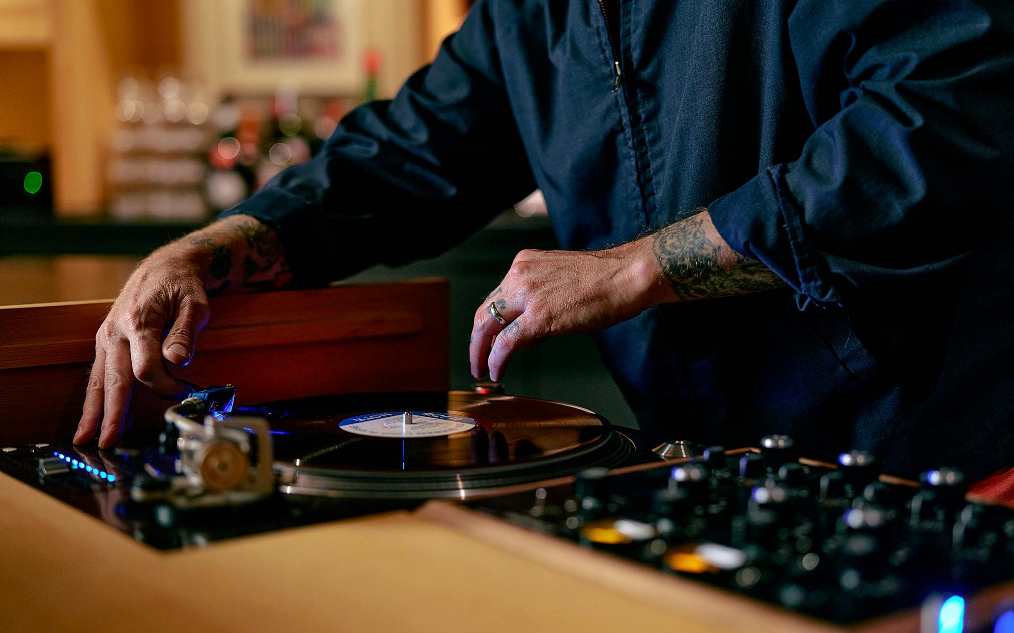 The Equipment Room, a New Bar for Audiophiles, Is Hidden Away in
