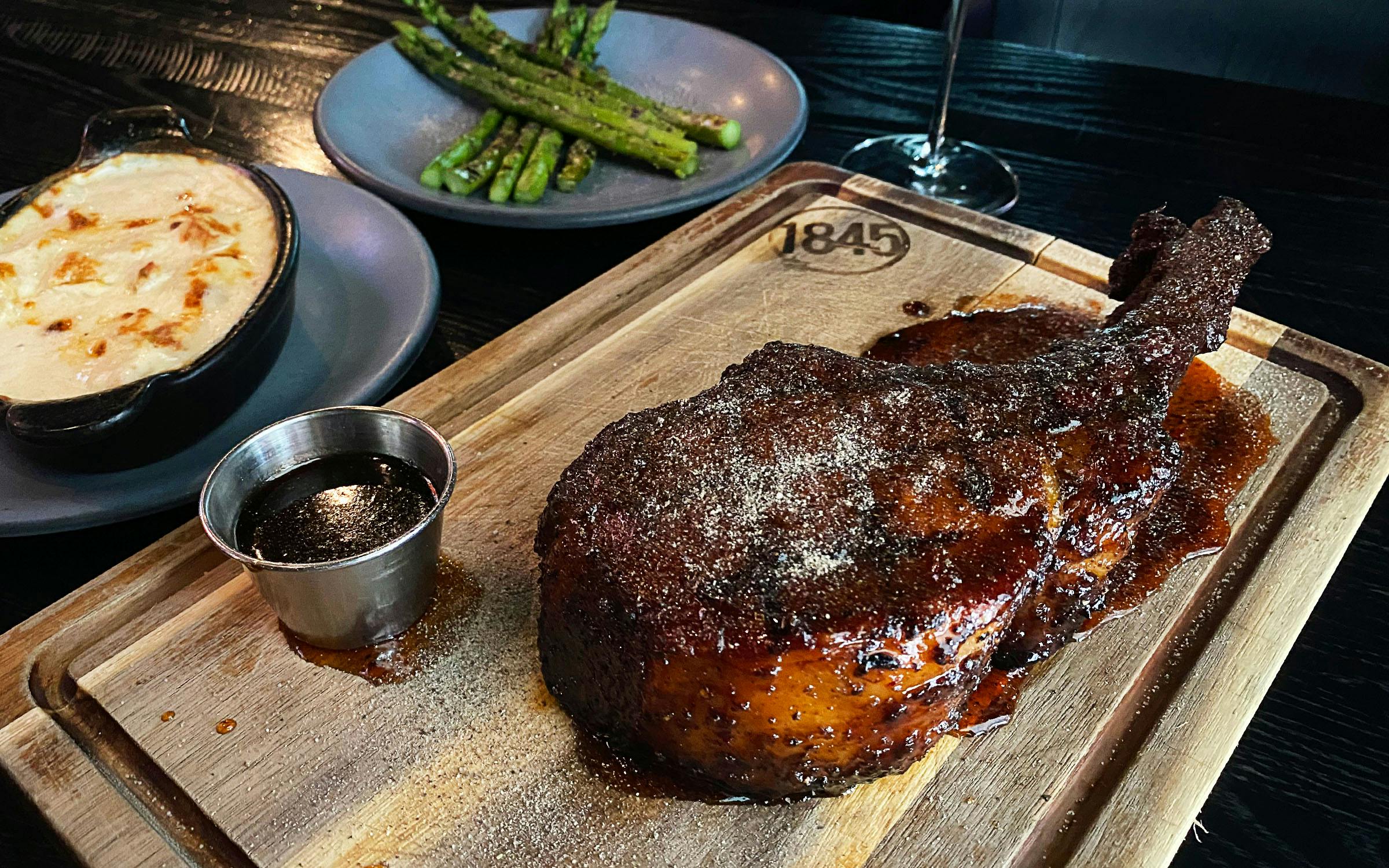2400px x 1500px - This Giant Pork Chop Is Better Than the One at Perry's