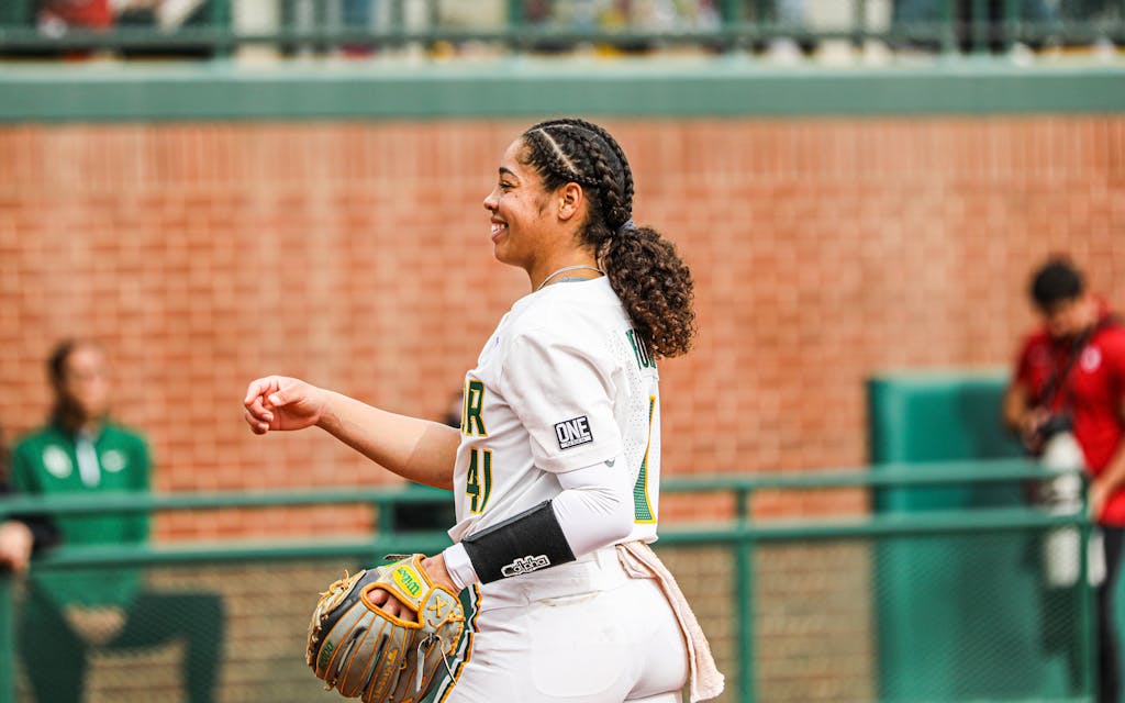 Baylor's Aliyah Binford pitches during the softball game against Oklahoma on February 19, 2023 in Waco.