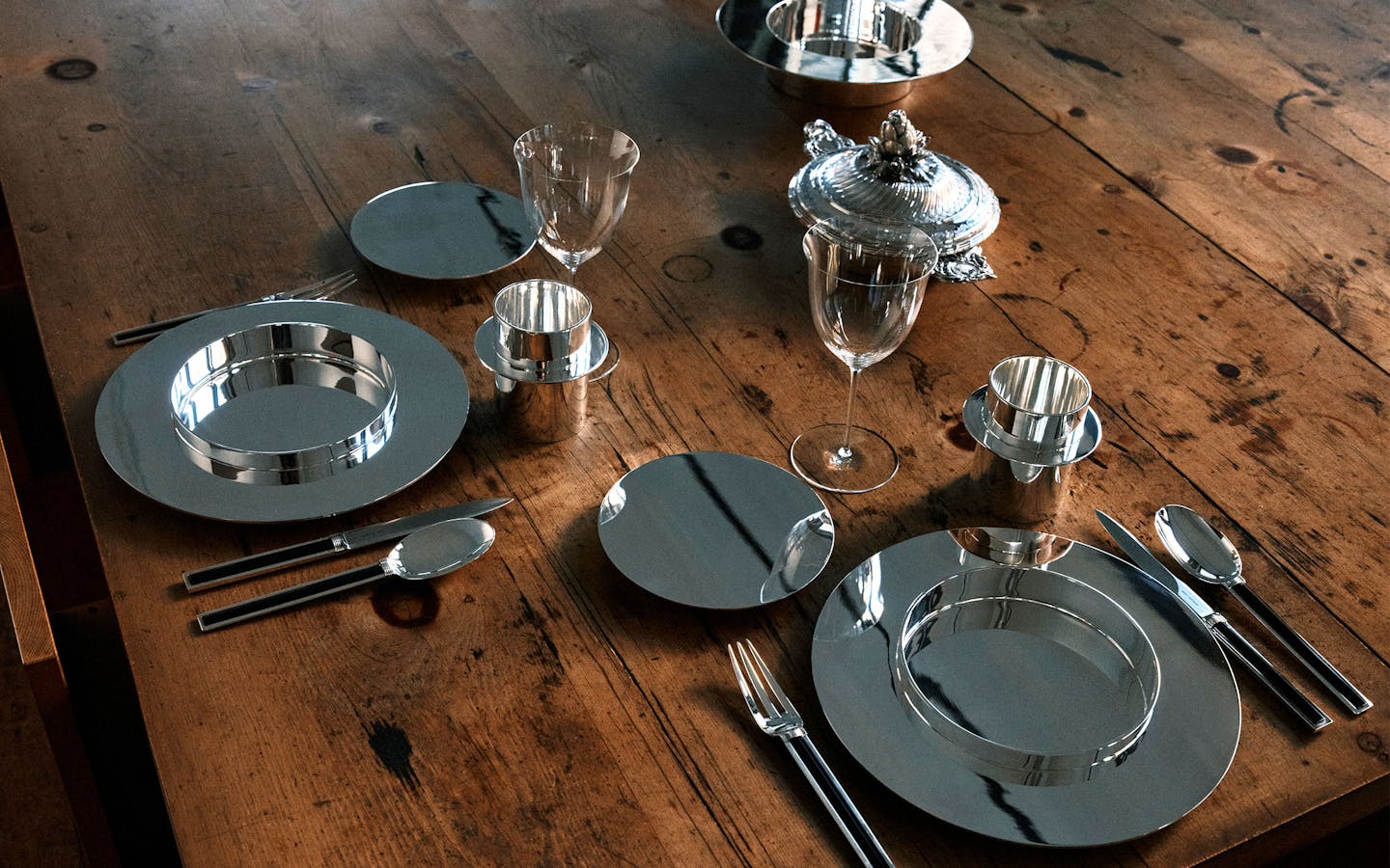 Art of Dining Luxury Tableware