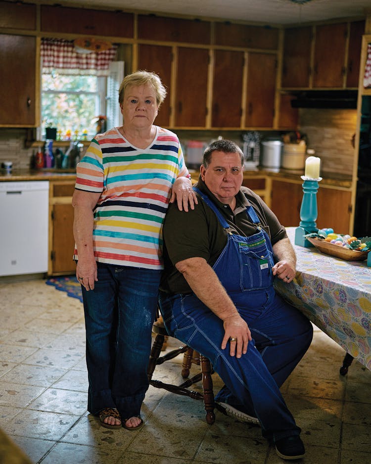 Roy and Cindy Hayes in their Stephenville home in May 2023.