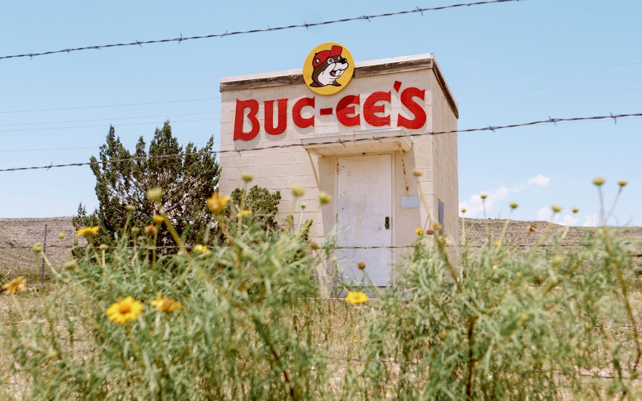 The Smallest Buc-ee's is Back in Sanderson