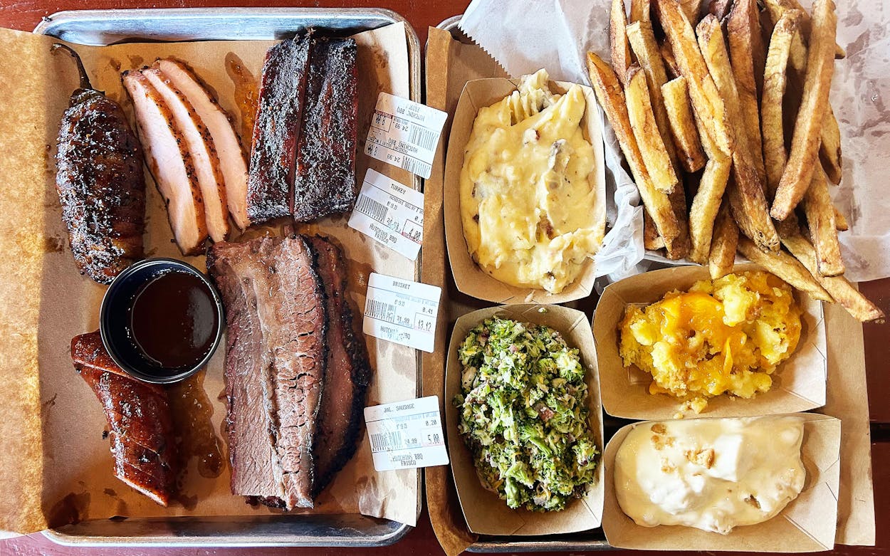 A platter from Hutchins Barbeque.