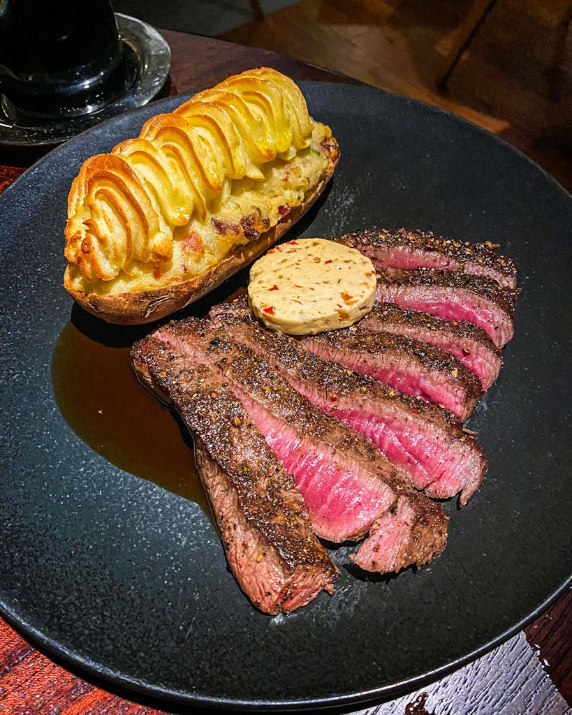 Best-Texas-Wagyu-Steaks-Houston-Bludorn-Flat-Iron