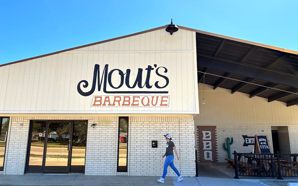 Mout’s Barbeque Review